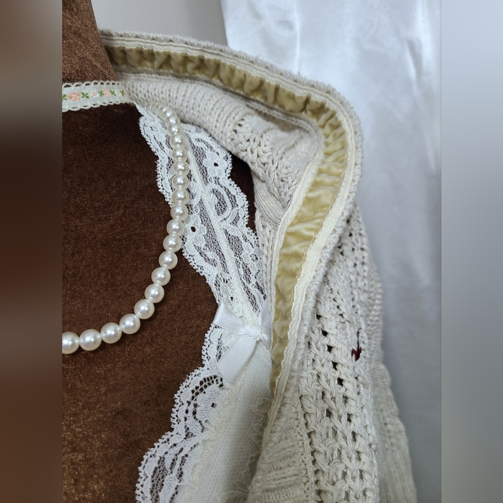 ♡ Y2K ♡ Hollister Cream Cableknit Hooded Cropped Babydoll Sweater - Picture 9 of 15